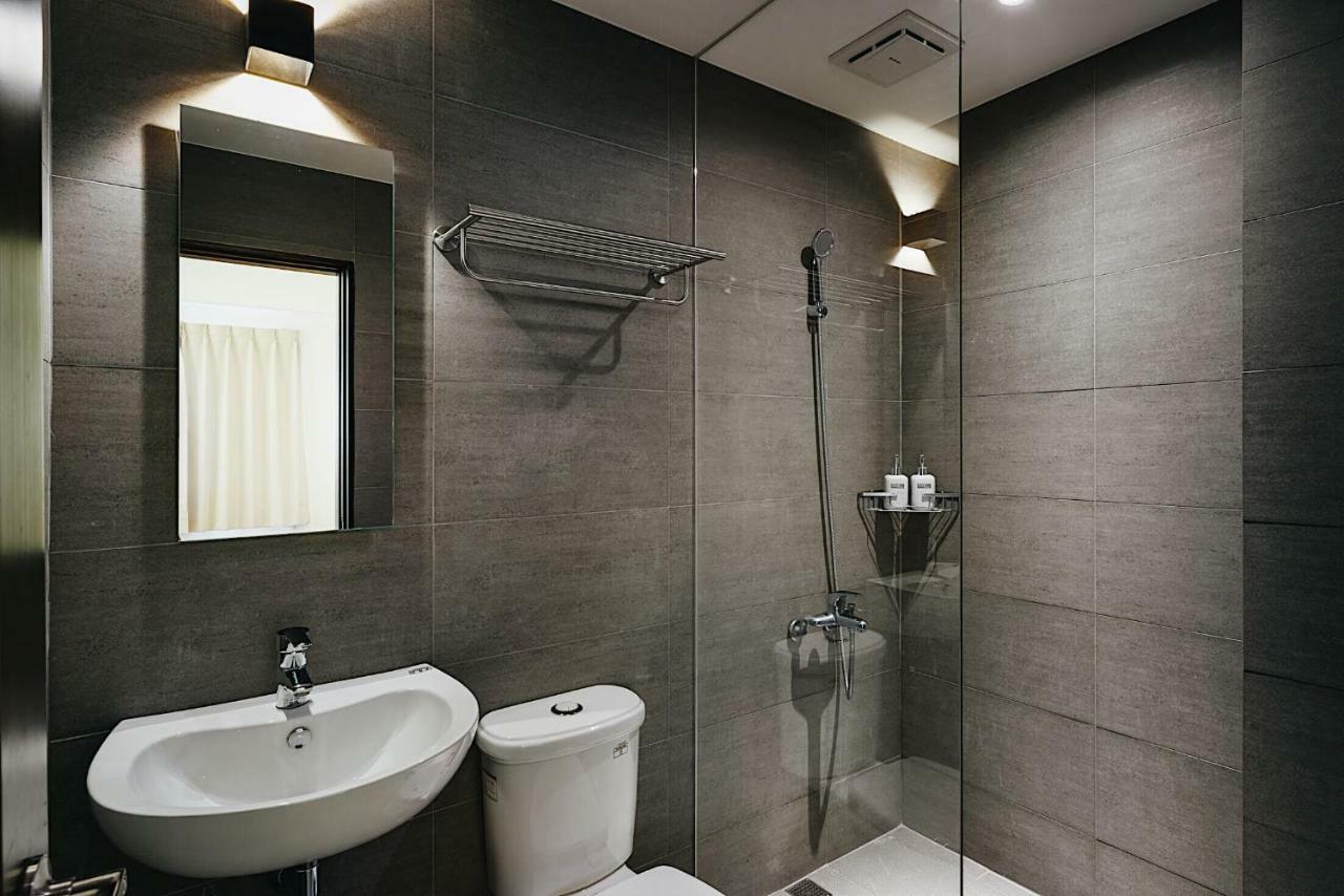 Mutter Apartment Tainan Dış mekan fotoğraf